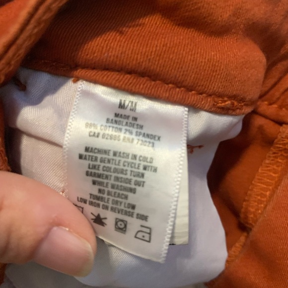 AERO Aeropostale High Rise Midi Orange Rust Chino Shorts - Size M/M - Picture 3 of 6
